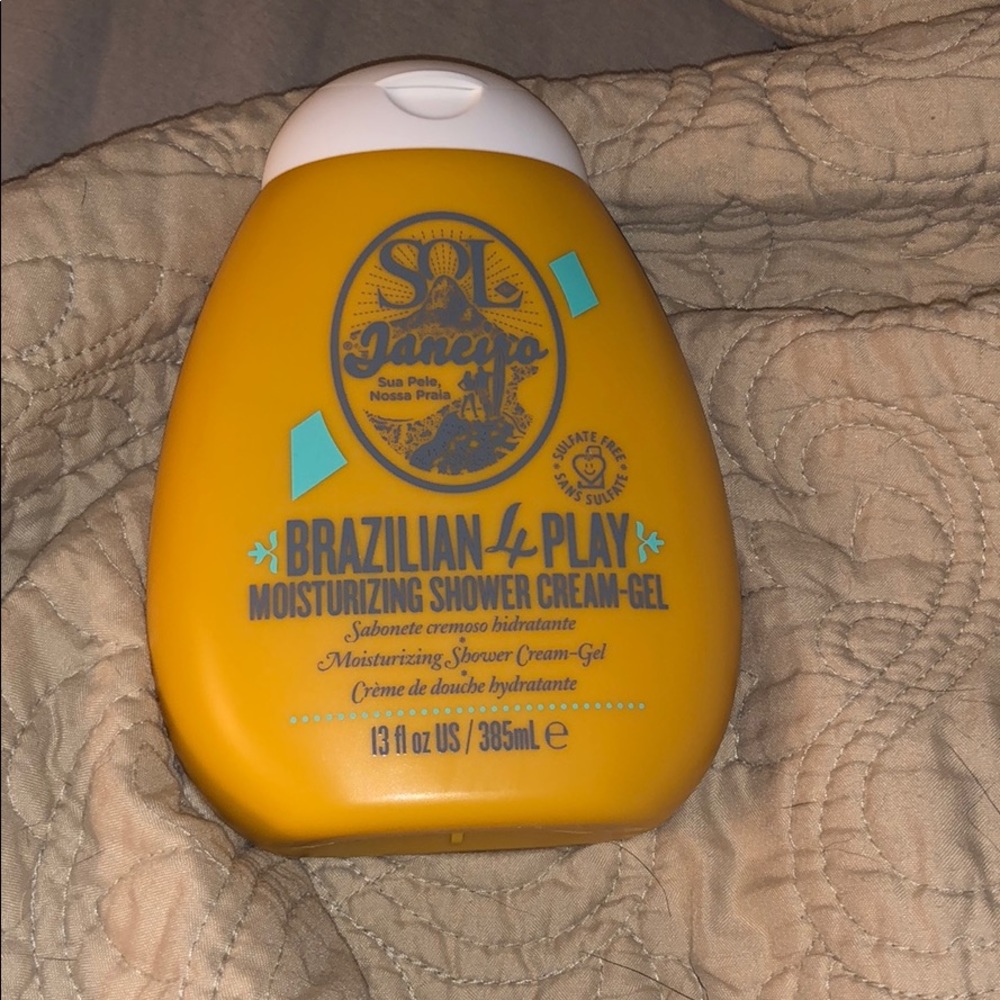 Sol Janeiro Brazilian 4play moisturizing cream-gel